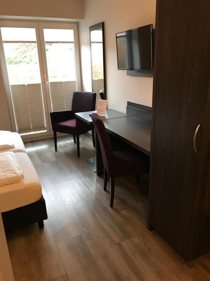 Aparthotel Cochem Esterno foto